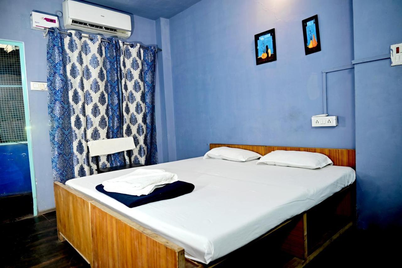 Banaras Rest House Varanasi Esterno foto